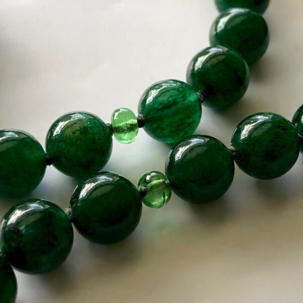 Tsavorite