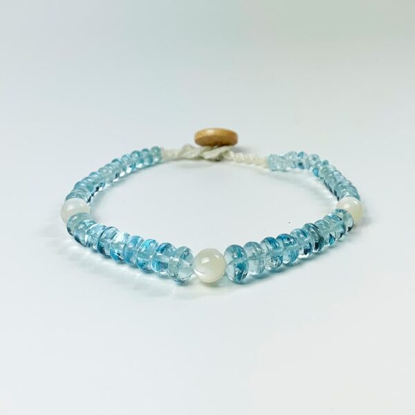 Aquamarine & Mother of Pearl Bracelet